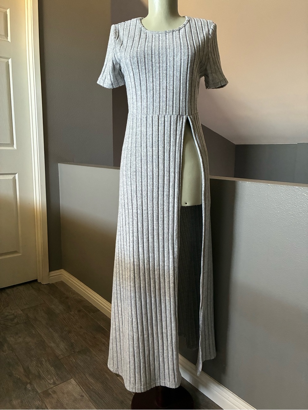 Split Hem Ribbed Lounge Top Medium - Picture 2 of 8
